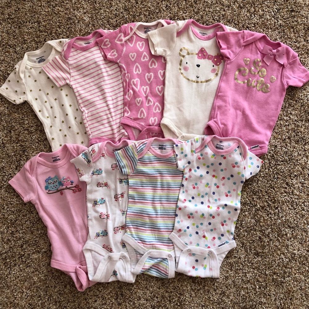 Gerber 0-3 month pink onesies set of 9